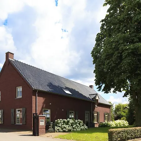 Bed & Breakfast Lokven Hoeve Vinkel