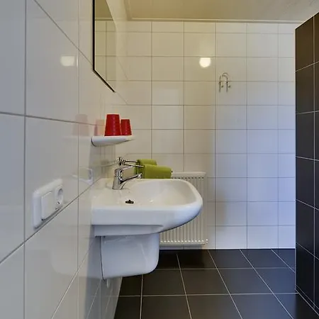 فندق مبيت وإفطار Lokven Hoeve 3*