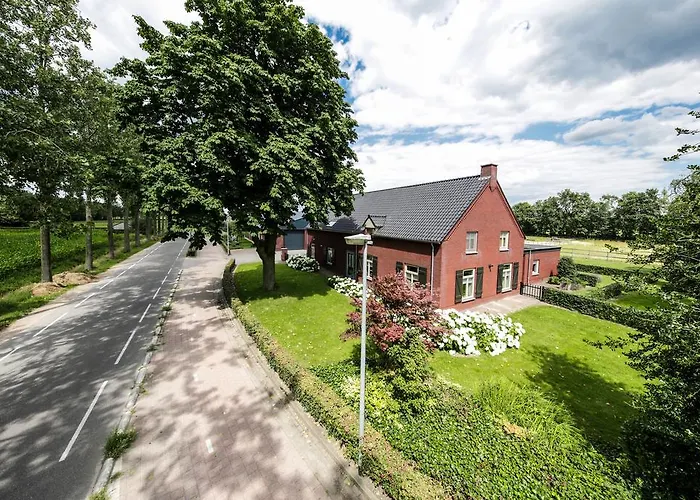 Bed & Breakfast Lokven Hoeve Vinkel